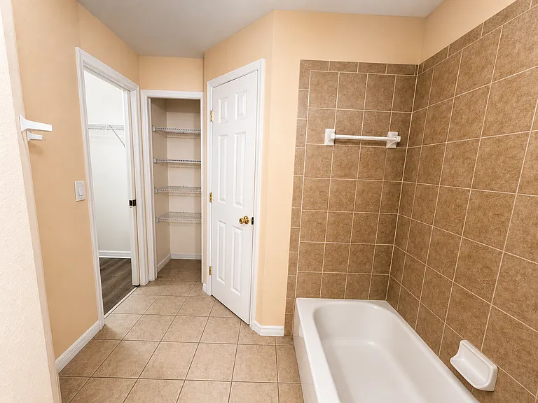 13173 SW 65th Cir — Photo 11