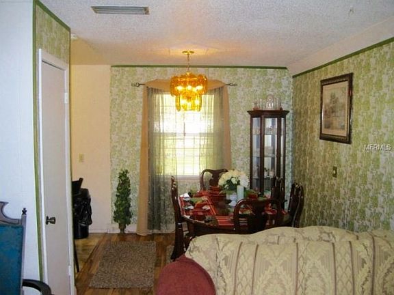 4th image of 4416 Tarpon Dr