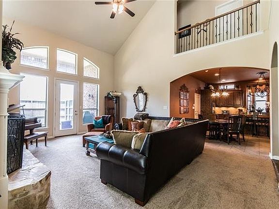 4th image of 3234 Bainbridge Ln