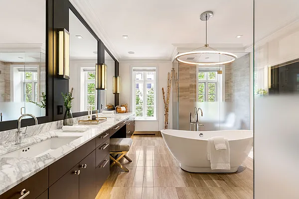 Sold by Sloane Square | media 15