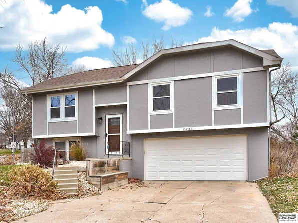 2241 N 141st Ave, Omaha, NE 68164