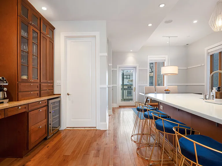 1065 N Marshfield Ave #2 — Photo 11