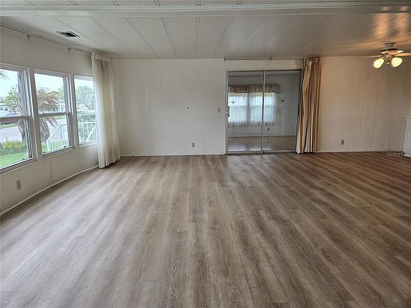 5th image of 3602 N CITRUS CIRCLE #1529