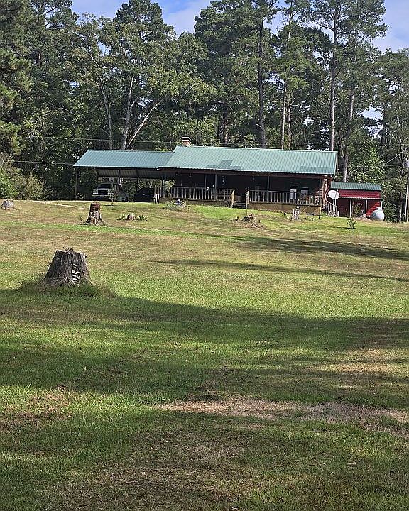 2nd image of 539 Collins Camp Rd