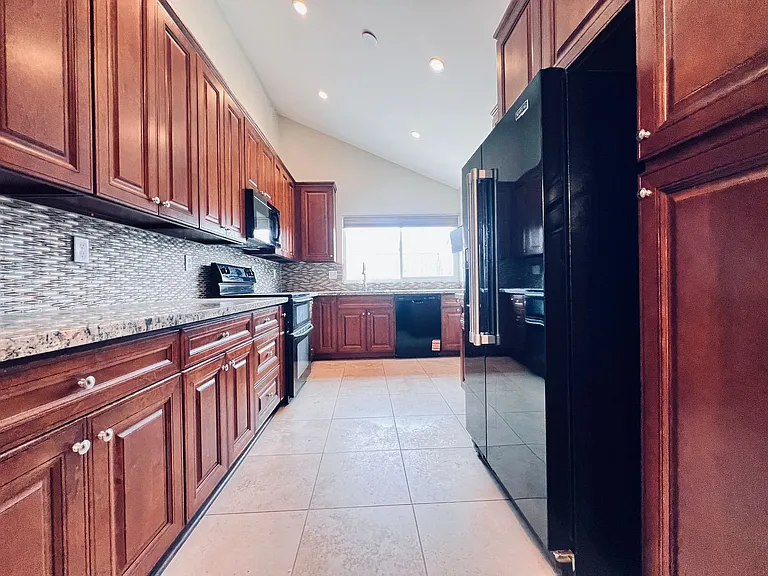 8774 Cordial Rd — Photo 6