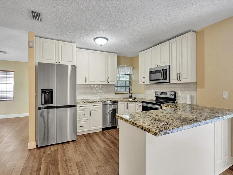 11567 N Open Ct — Photo 7