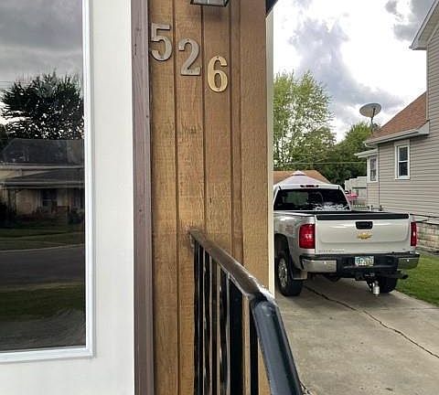 2nd image of 526 W Lincoln St