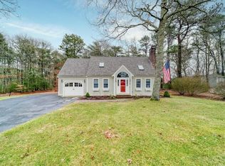 45 Tobisset St, Mashpee, MA 02649