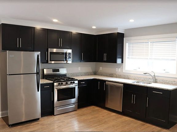 2nd image of 28 N Taylor Ave #2