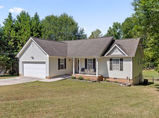 301 Ridgecrest Dr, La Fayette, GA 30728