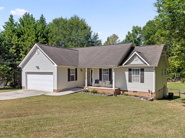 301 Ridgecrest Dr, La Fayette, GA 30728