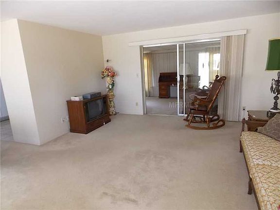 4th image of 3147 61st Ln N