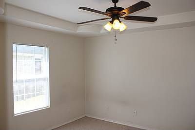 2nd image of 210 Park Ln W