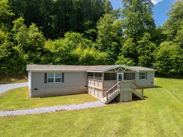167 Bettys Creek Rd, Sylva, NC 28779