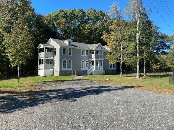 3108 Mine Rd, Fredericksburg, VA 22408