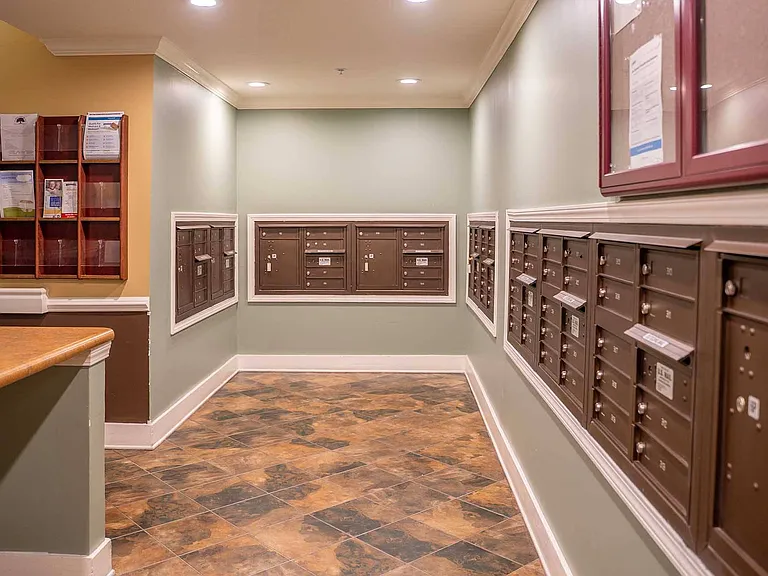 1810 W Cervantes St — Photo 11