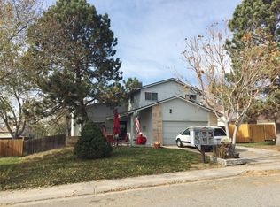 8459 Gray Ct, Arvada, CO 80003