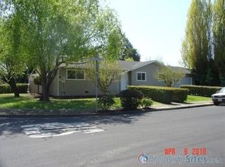 7453 Adrian Dr, Rohnert Park, CA 94928