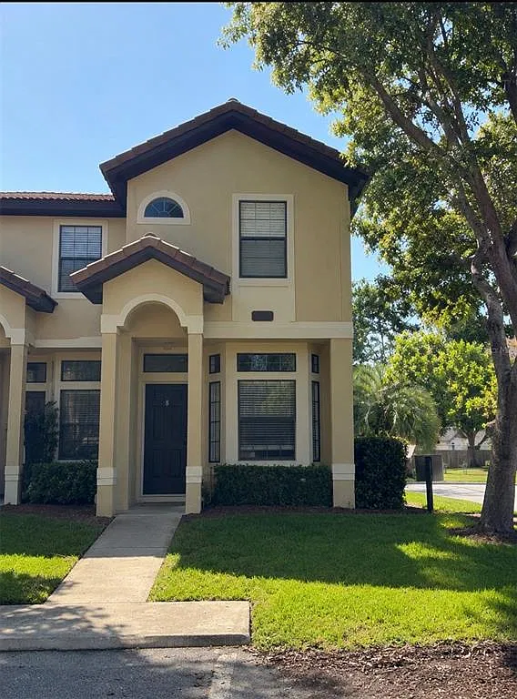 3 bed, 2.5 bath, 1439 sqft, $1,950 — Photo 1