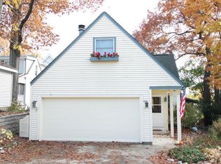 30407 Forest Dr, Burlington, WI