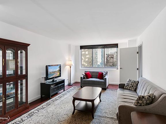 2nd image of 345 E 93rd St APT 3G