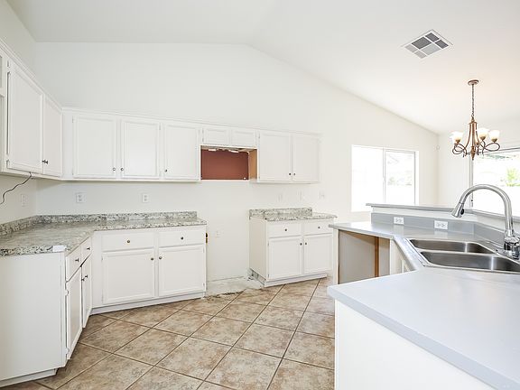 2nd image of 115 Queenswreath Dr