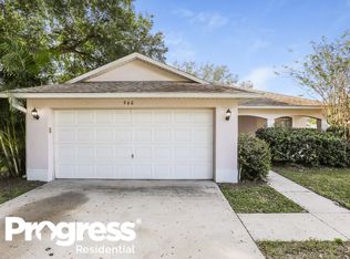 960 Windsong Cir, Apopka, FL 32703