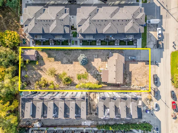 1269 Findlay Rd, Kelowna, BC V1X 5B1