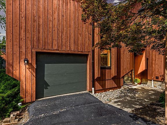 5th image of 8274 Coppernail Way