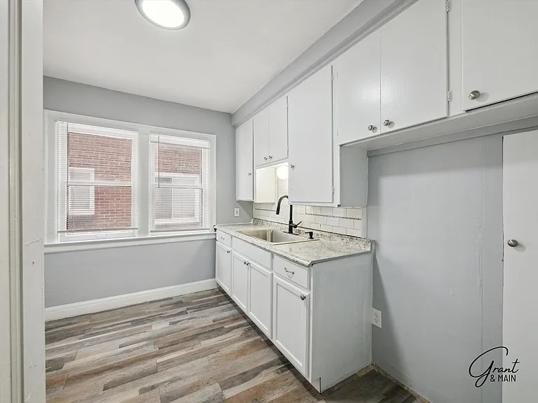 16831 Mendota - Bohdi Enterprises LLC — Photo 11