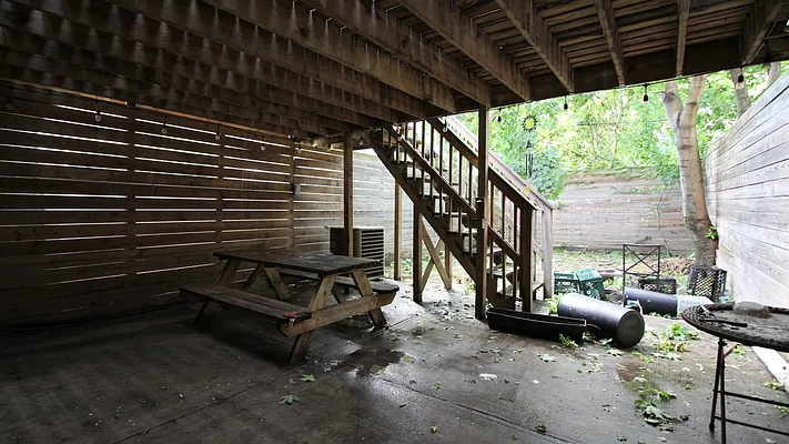 Rented by Nooklyn NYC LLC | media 10