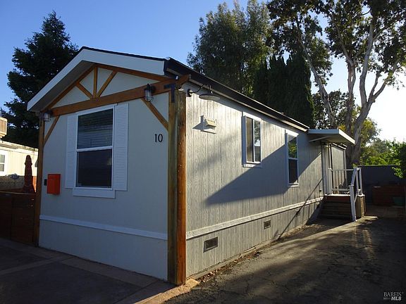 2nd image of 10 Balboa Court