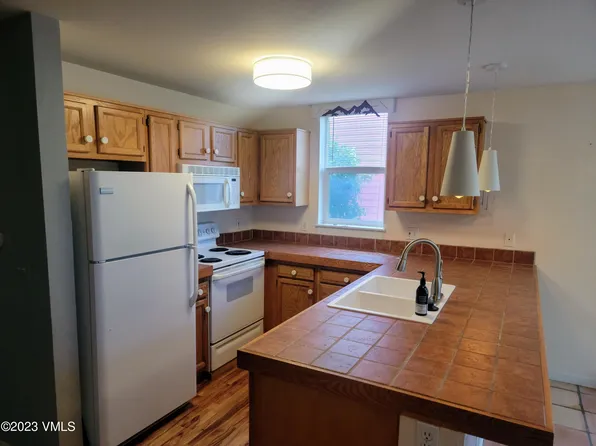 530 Founders Ave APT C-103, Eagle, CO 81631