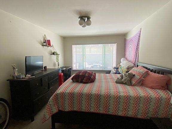 2nd image of 1545 Broadway APT 105