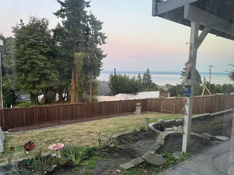 1353 Rainbow Ln — Photo 33