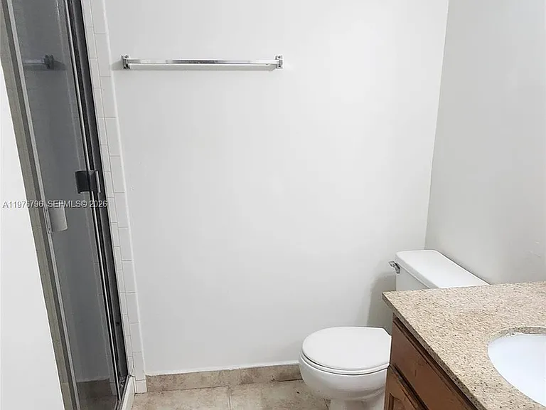 902 NE 209th St #203-40 — Photo 9