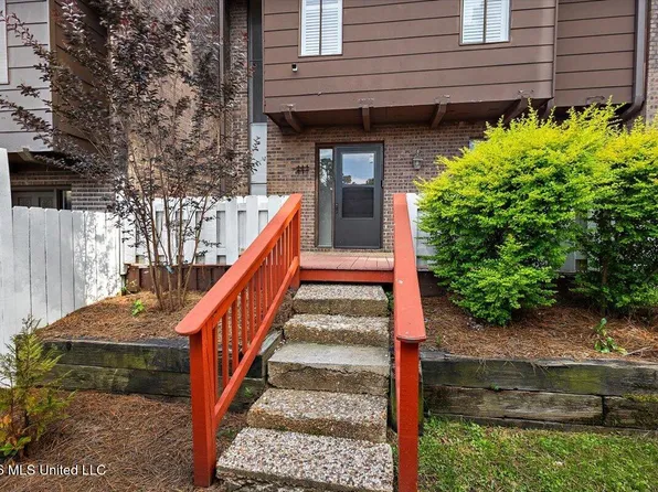 1255 E County Line Rd APT L-7, Flowood, MS 39211