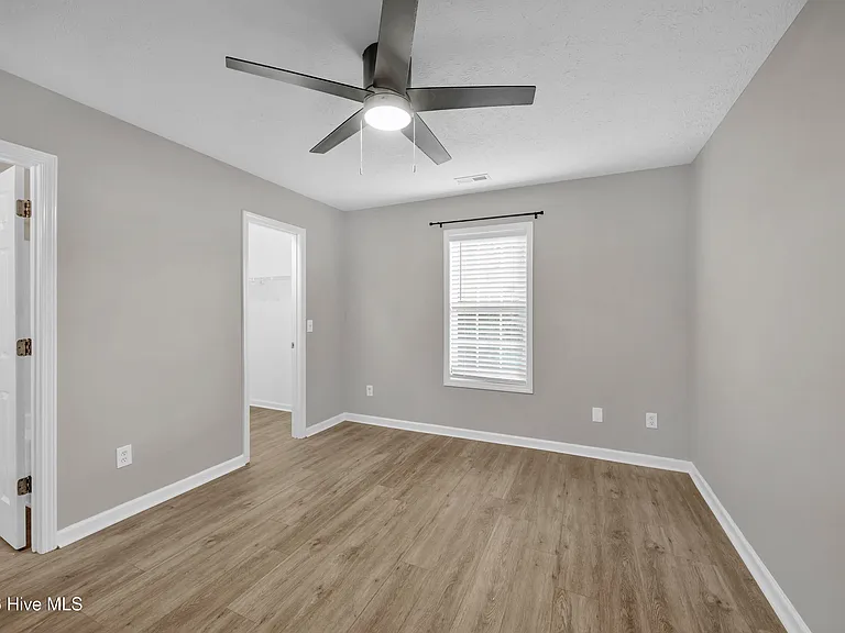 10035 Burning Bush Ridge Ct — Photo 15