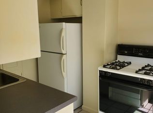 516 Merritt Ave APT B, Oakland, CA 94610