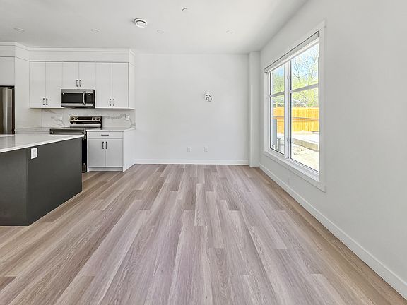 3rd image of 2108 Home Rd NW #2