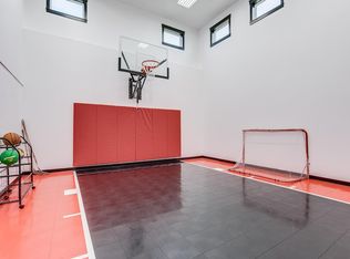 1858 Laramee Ln, Centerville, MN 55038