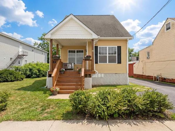 80 Mill St, Mays Landing, NJ 08330