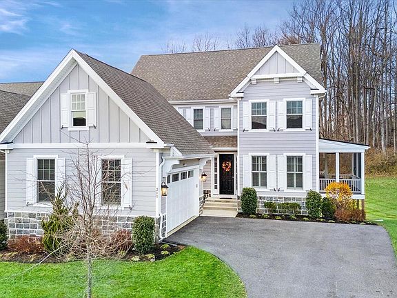 4th image of 211 Daylesford Ct