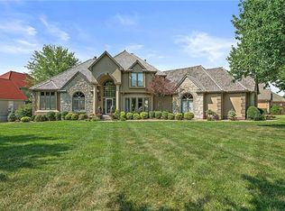 3510 S Saddle Ridge Dr, Independence, MO 64057