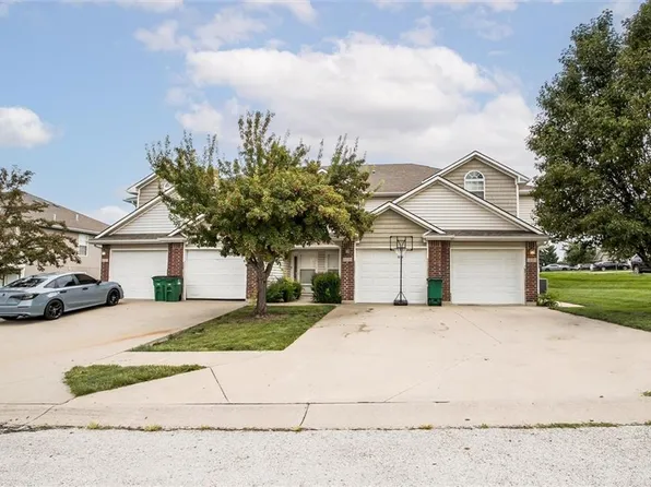 801-803 SW Imperial Ln #805, Lees Summit, MO 64064