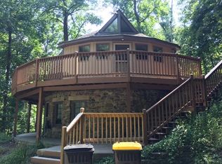 953 Eichele Rd, Perkiomenville, PA 18074