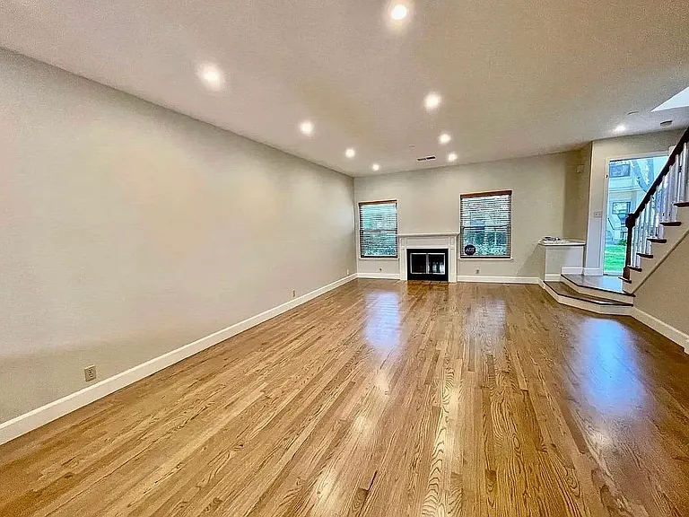 959 La Mesa Ter #G — Photo 7