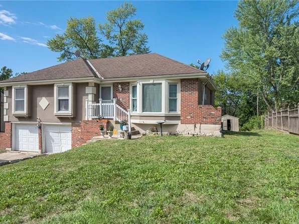 10706 Bellaire Ave, Kansas City, MO 64134