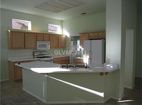 4th image of 10025 Woodhouse Dr