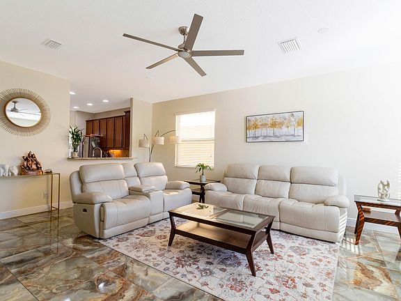 3rd image of 5349 Northlawn Way